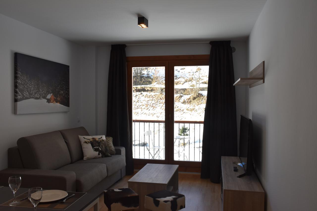 Apartamentos Segle XX รันซอล ภายนอก รูปภาพ