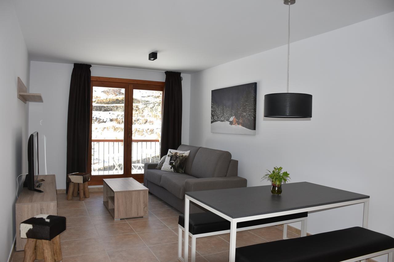 Apartamentos Segle XX รันซอล ภายนอก รูปภาพ