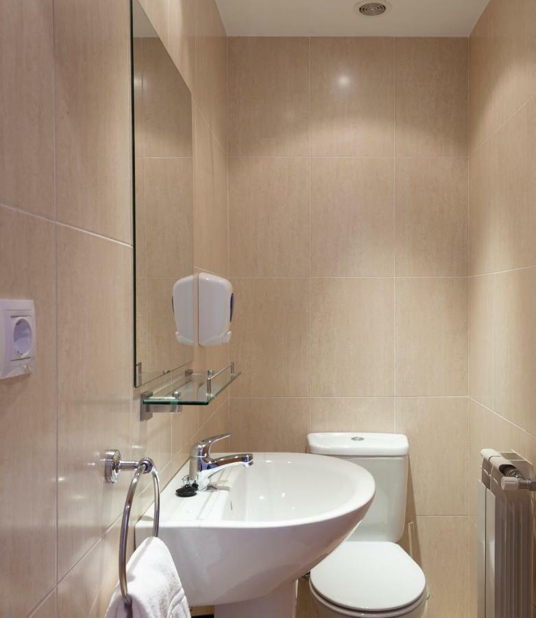 Apartamentos Segle XX รันซอล ภายนอก รูปภาพ